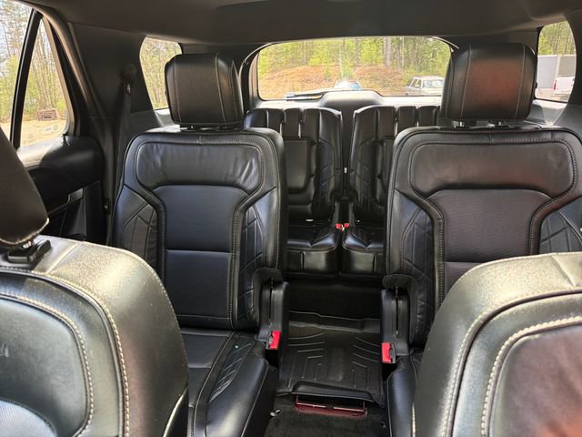 Used 2018 Ford Explorer Platinum AWD/4WD image 26