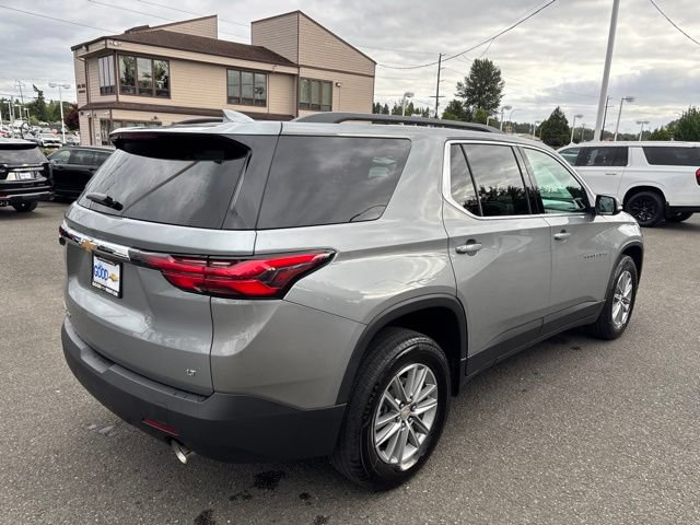 Used 2023 Chevrolet Traverse LT w/ LPO, Cargo Package AWD/4WD image 5