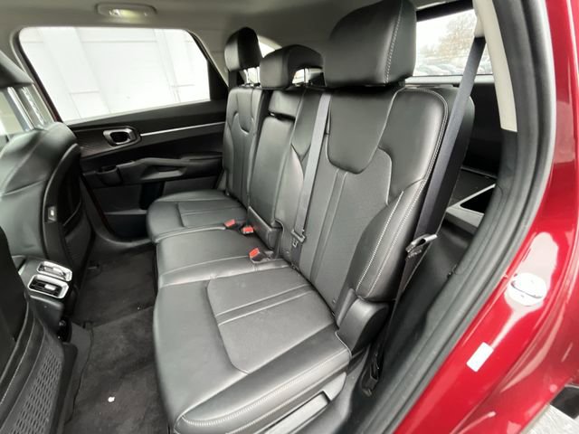 Used 2023 Kia Sorento S w/ Panoramic Sunroof Package image 27