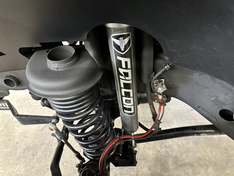 Used 2013 Jeep Wrangler Unlimited Sport AWD/4WD image 10