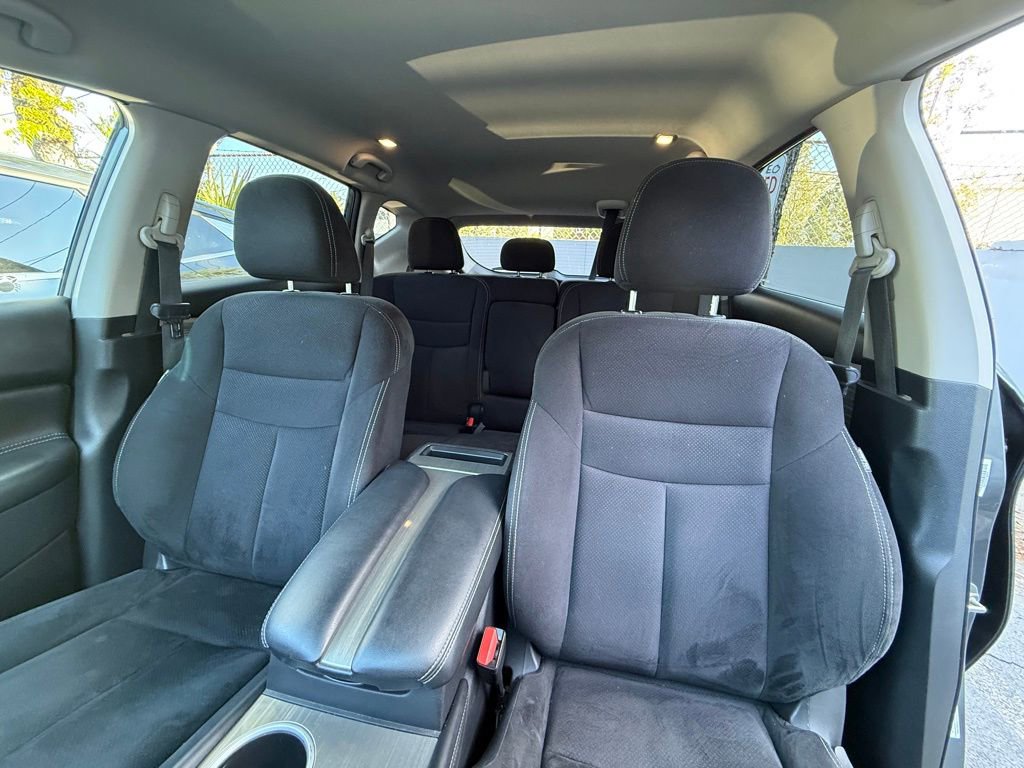 Used 2018 Nissan Murano SV image 3