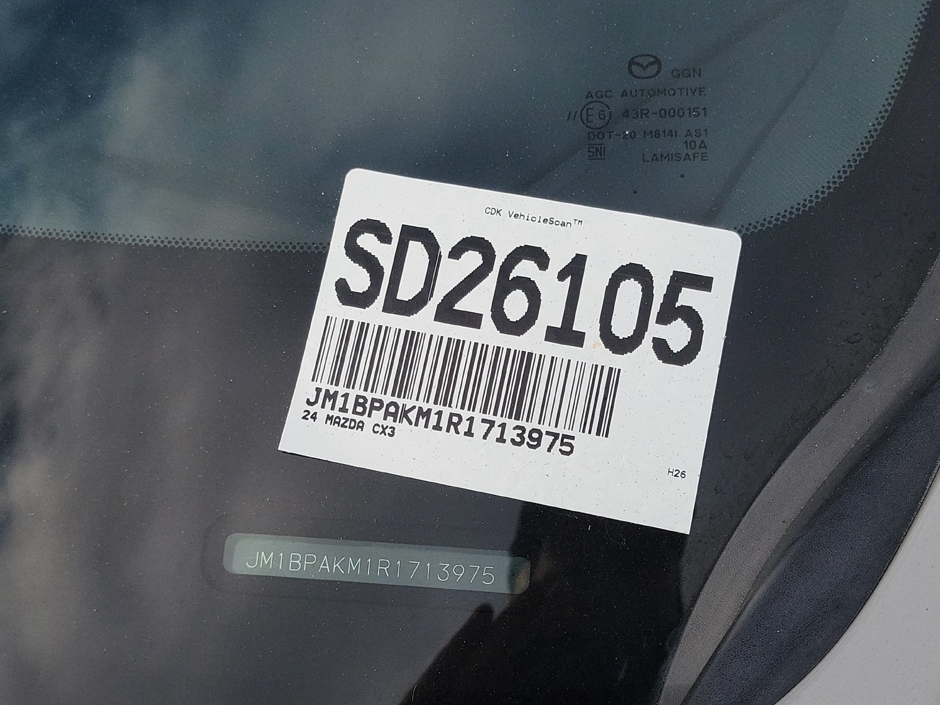 Used 2024 MAZDA MAZDA3 s FWD image 7