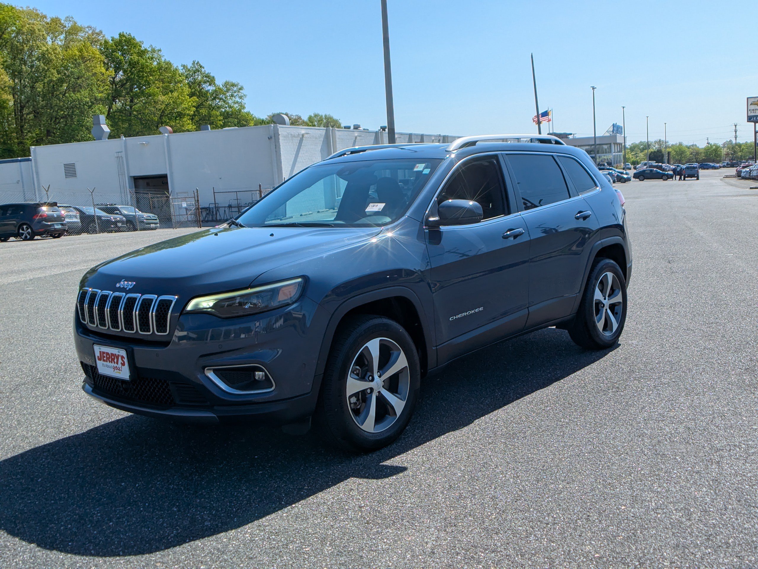 Used 2021 Jeep Cherokee Limited AWD/4WD image 5