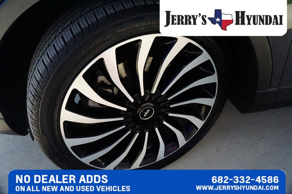 Used 2022 Lincoln Nautilus Black Label w/ Class II Trailer Tow Package AWD/4WD image 10