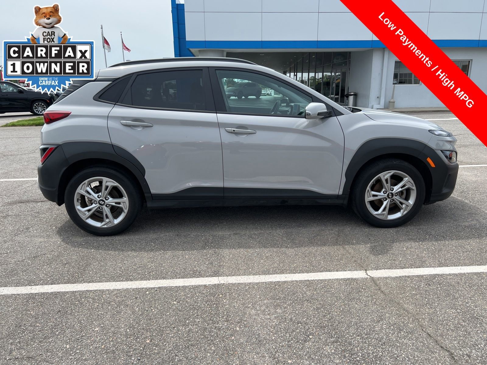 Used 2023 Hyundai Kona SEL image 6