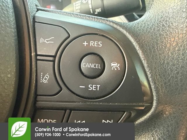 Used 2021 Toyota Corolla LE w/ Carpet Mat Package (TMS) FWD image 16