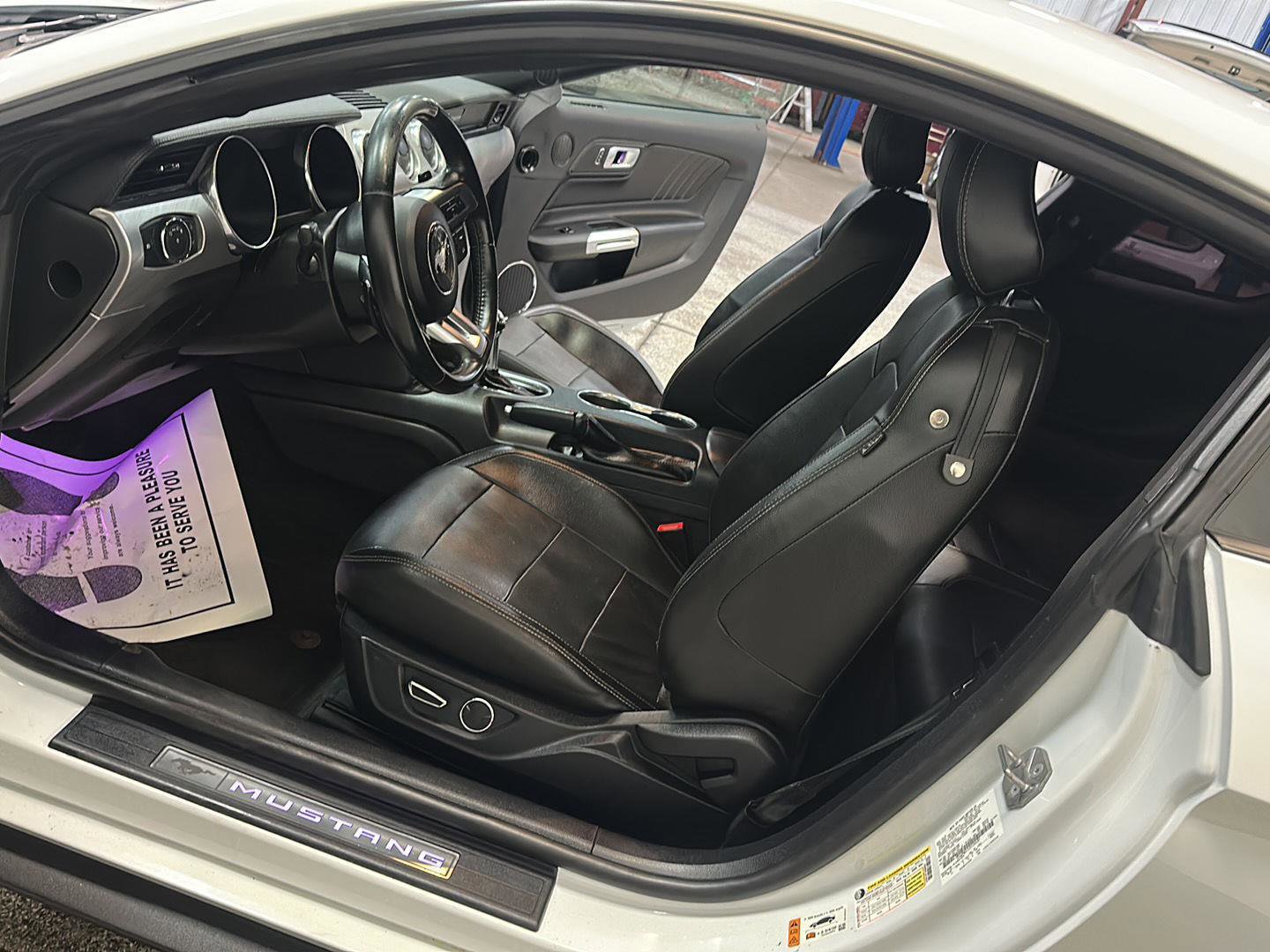 Used 2018 Ford Mustang GT Premium image 15