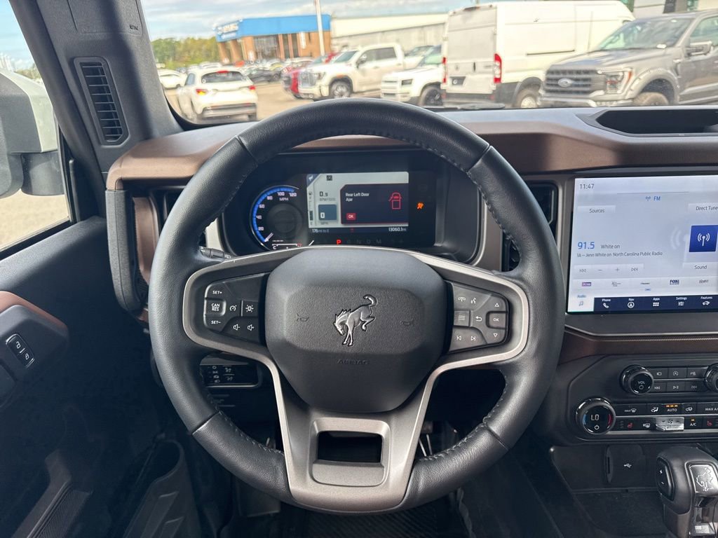 Used 2023 Ford Bronco Outer Banks image 13