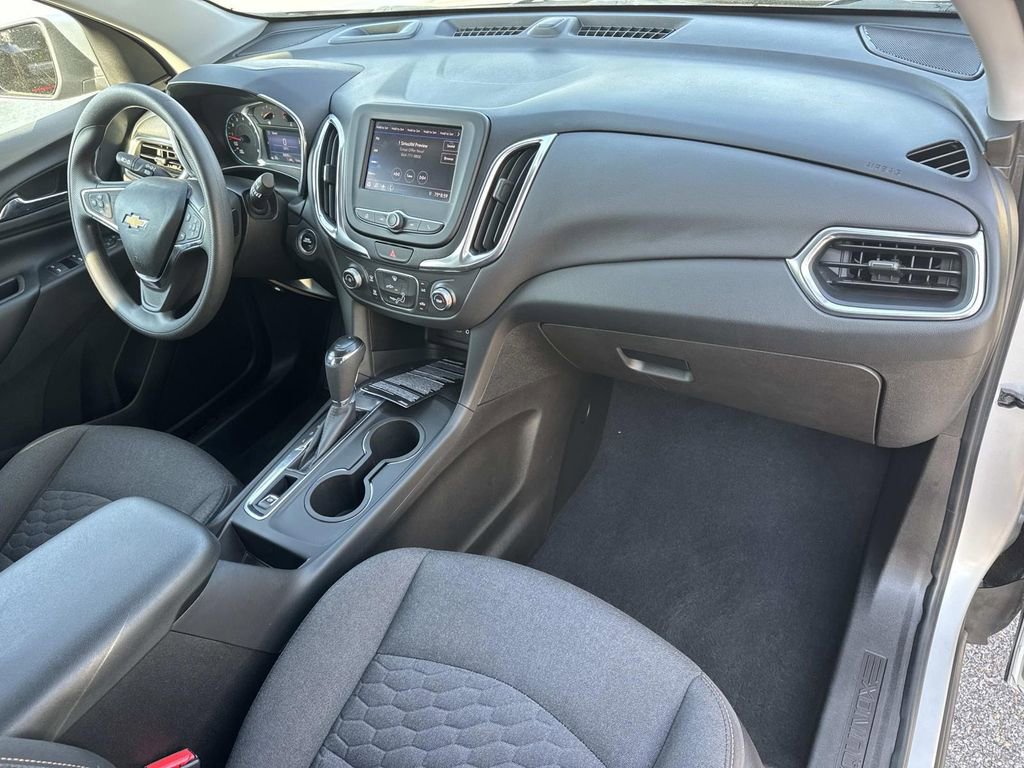 Used 2021 Chevrolet Equinox LT image 12