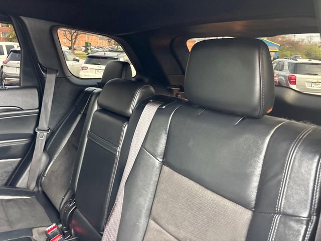 Used 2022 Jeep Grand Cherokee Laredo X AWD/4WD image 3