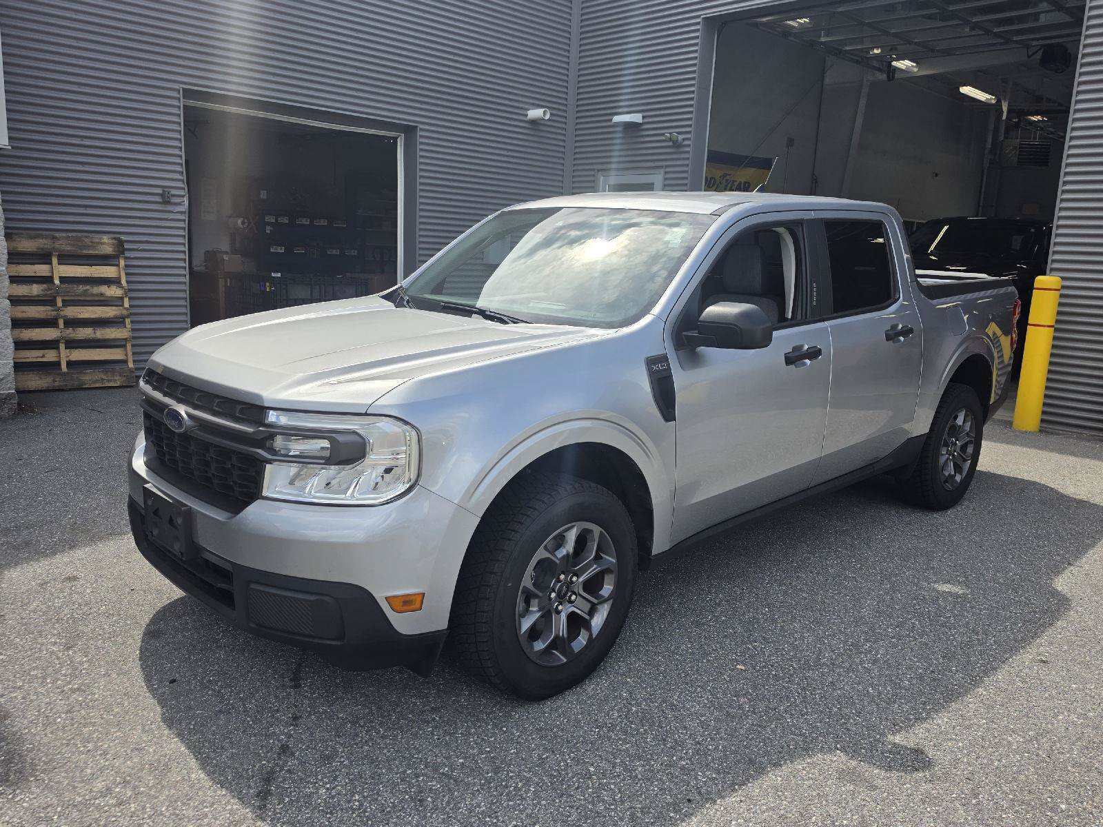 Used 2022 Ford Maverick XLT FWD image 21