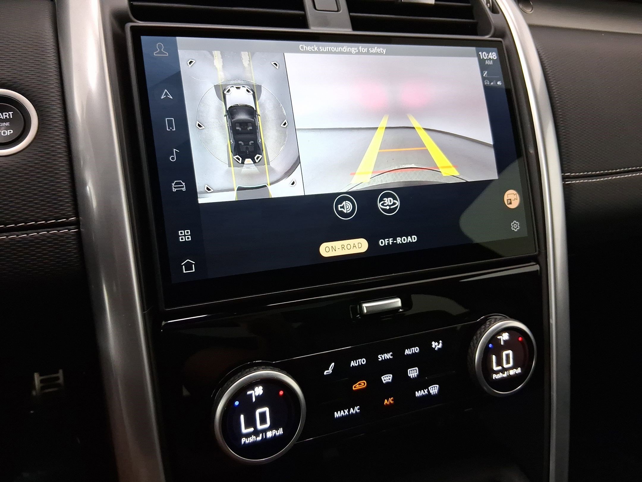 Used 2025 Land Rover Discovery Dynamic SE image 24