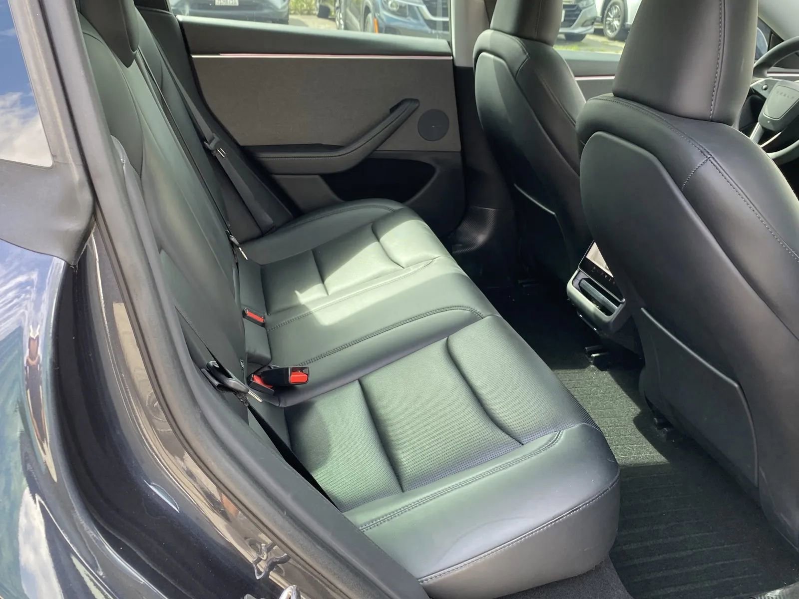 Used 2024 Tesla Model 3 Standard Range RWD image 7