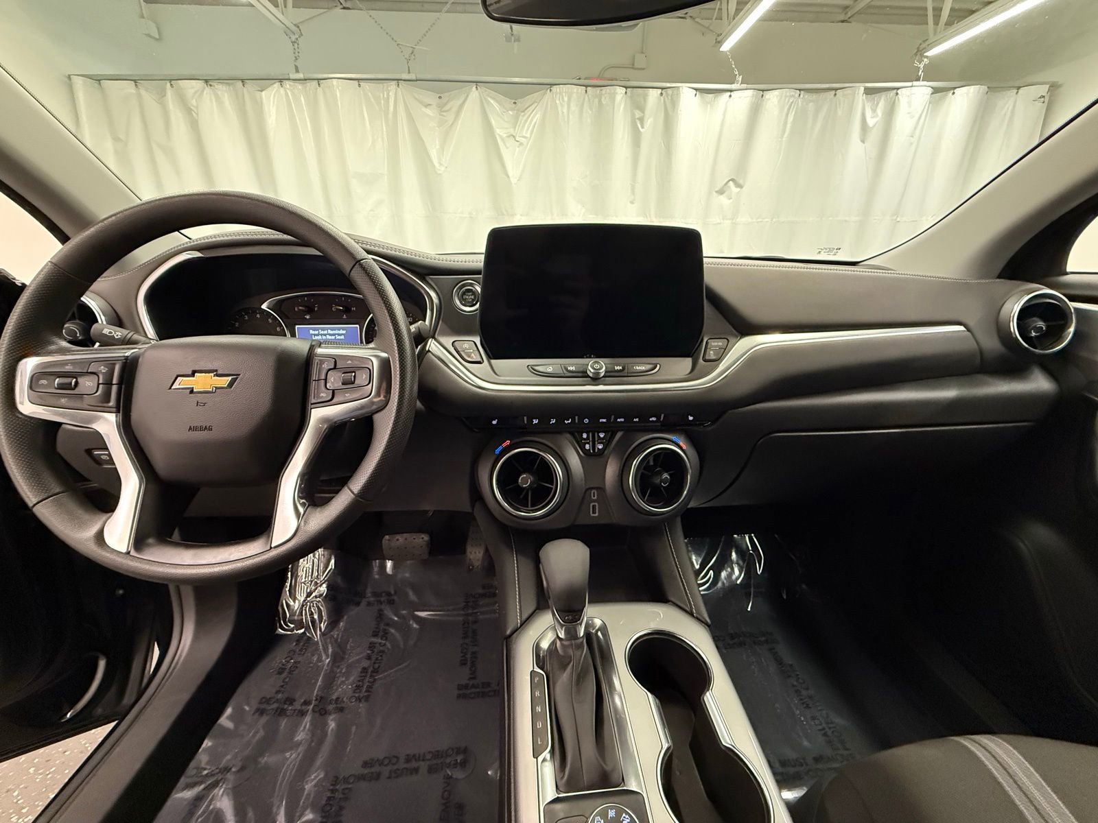 Used 2025 Chevrolet Blazer LT AWD/4WD image 17