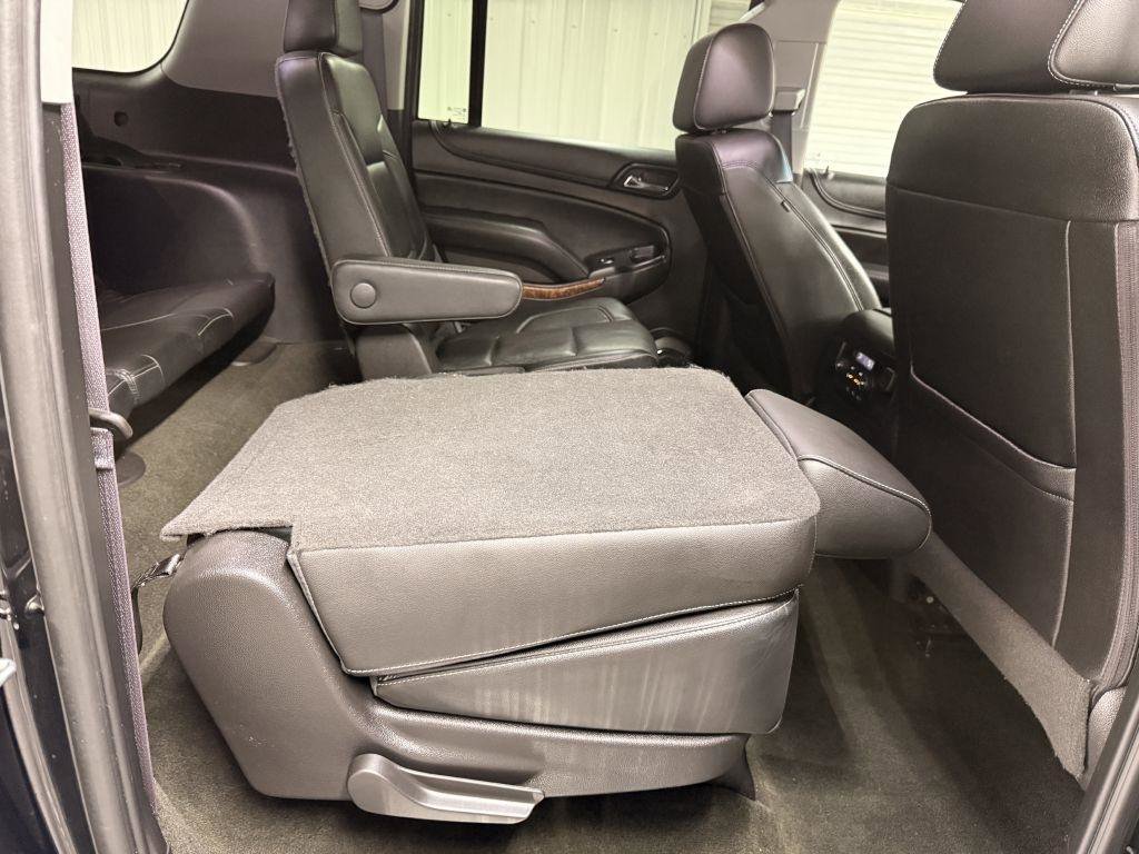 Used 2017 Chevrolet Suburban Premier image 43
