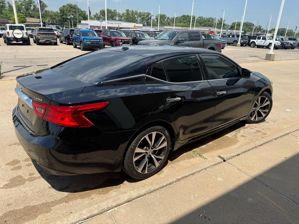 Used 2017 Nissan Maxima Platinum FWD image 5