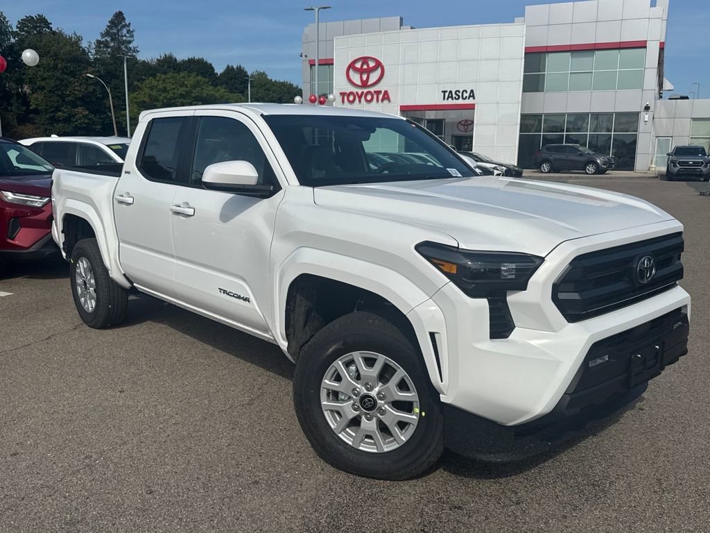 New 2025 Toyota Tacoma SR5