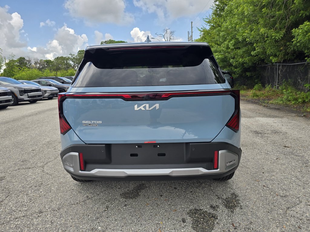 New 2027 Kia Seltos S FWD image 7