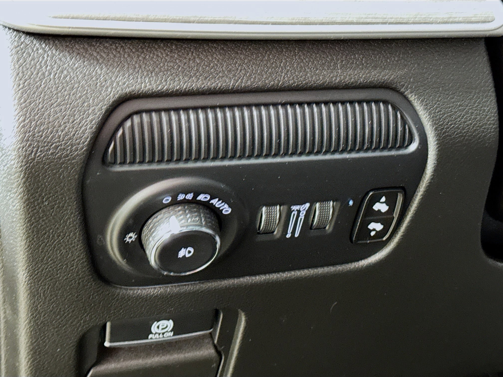 Used 2024 Jeep Wagoneer Series III AWD/4WD image 14