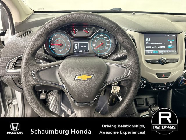 Used 2018 Chevrolet Cruze LS FWD image 11