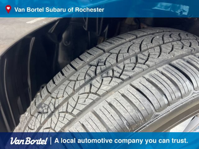 Used 2017 Subaru Outback 2.5i Touring AWD/4WD image 10