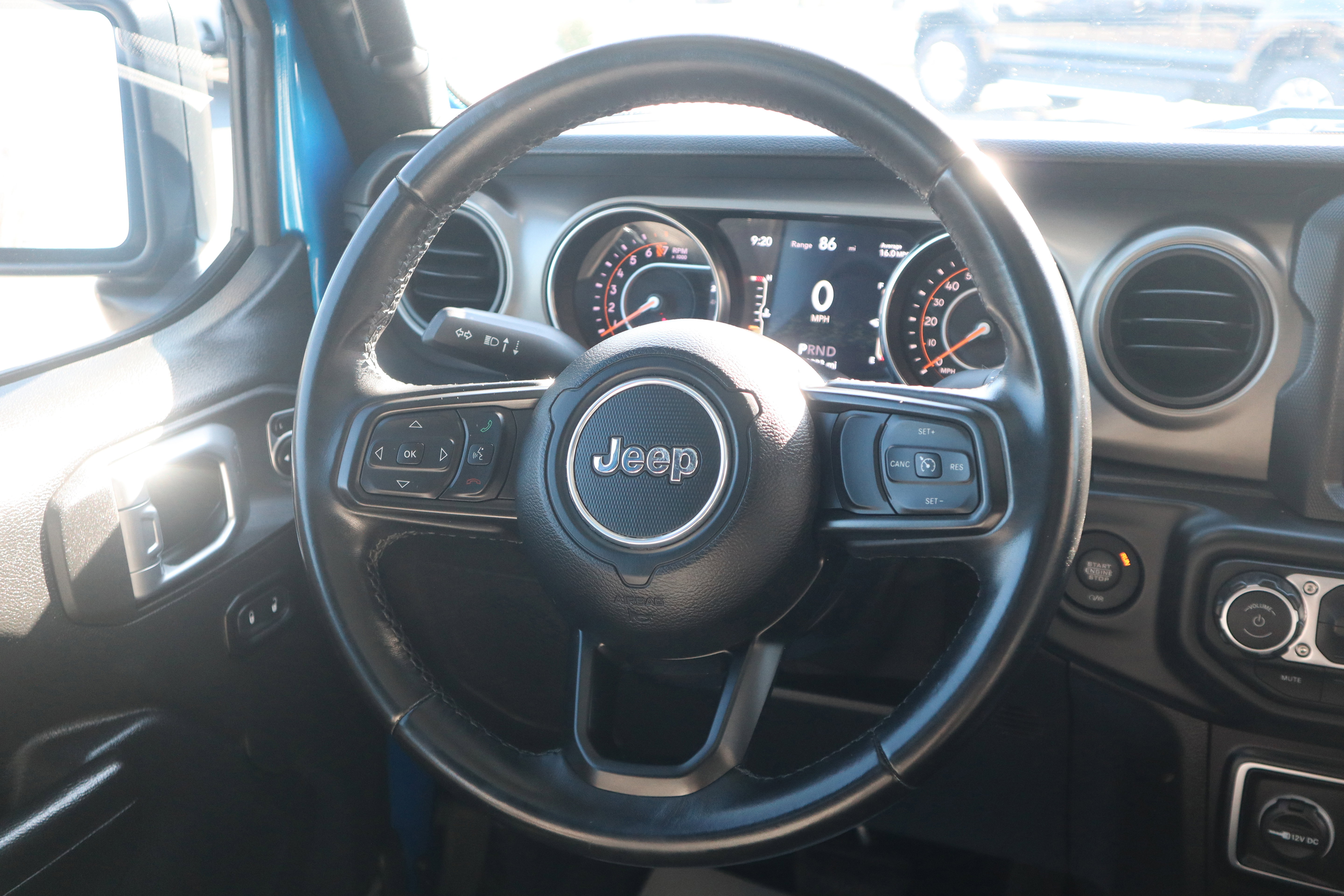 Used 2021 Jeep Gladiator Sport image 16