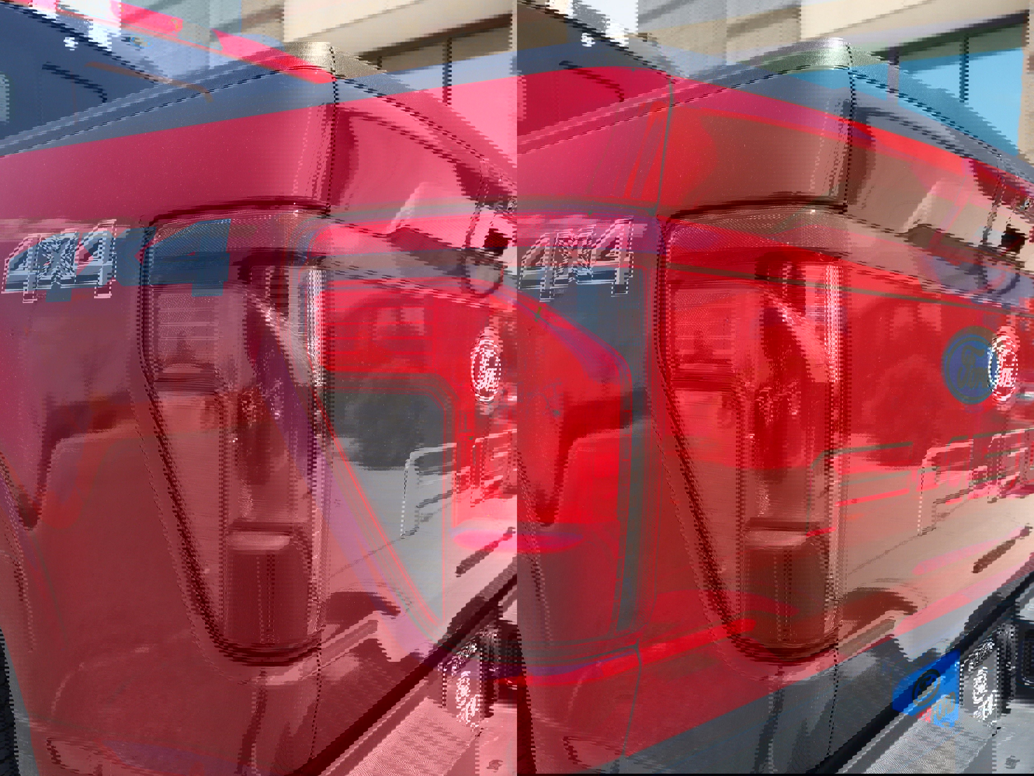 New 2025 Ford F150 XLT w/ Equipment Group 303A High image 18