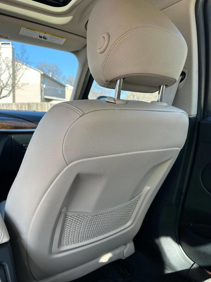 Used 2015 BMW 320i Sedan image 36