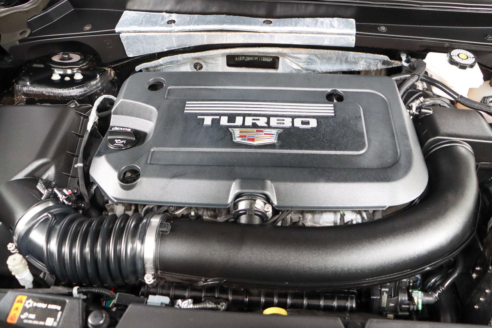 Used 2023 Cadillac XT4 Luxury w/ Cold Weather Package AWD/4WD image 31