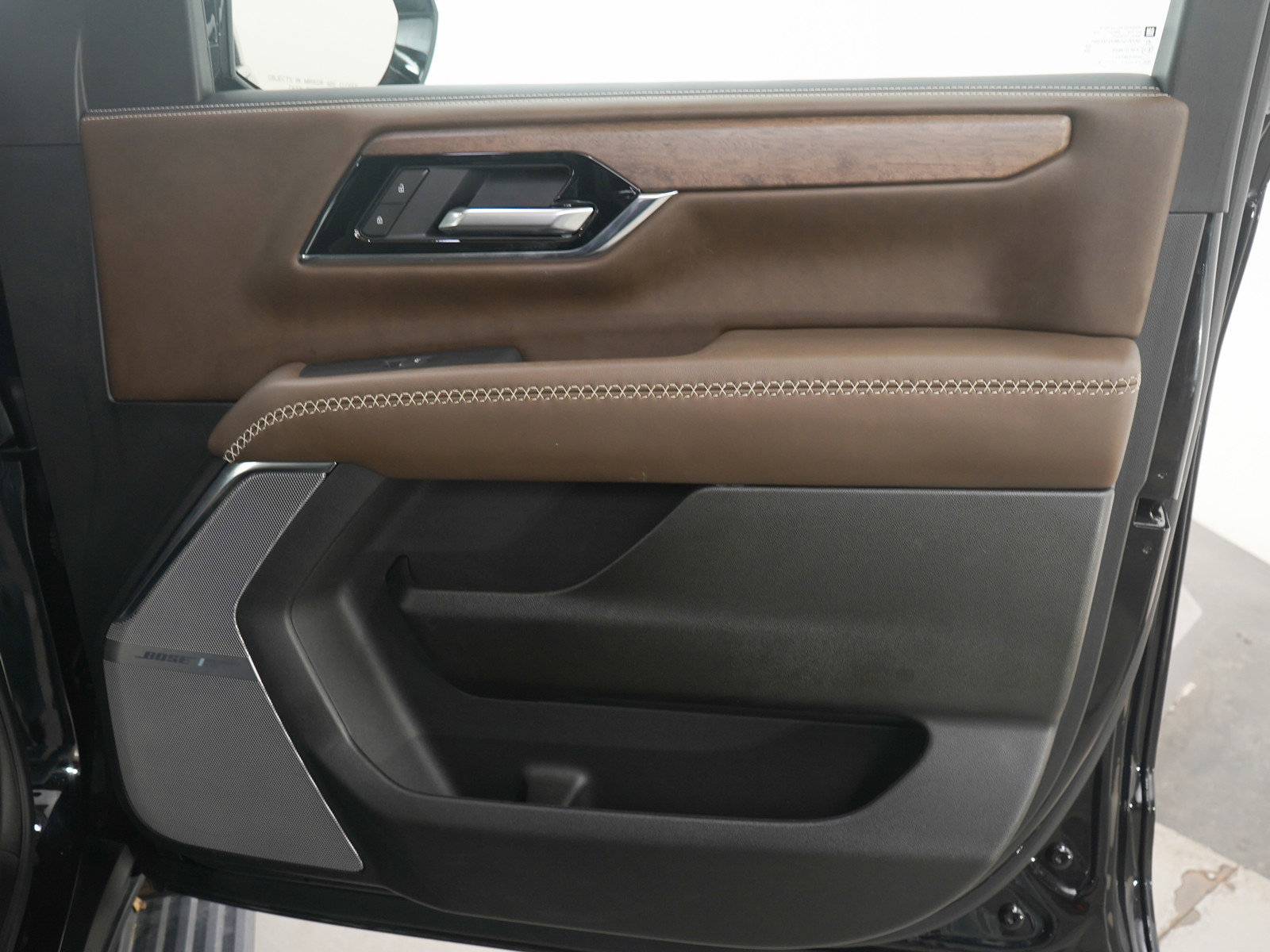 Used 2025 GMC Yukon XL Denali Ultimate image 14