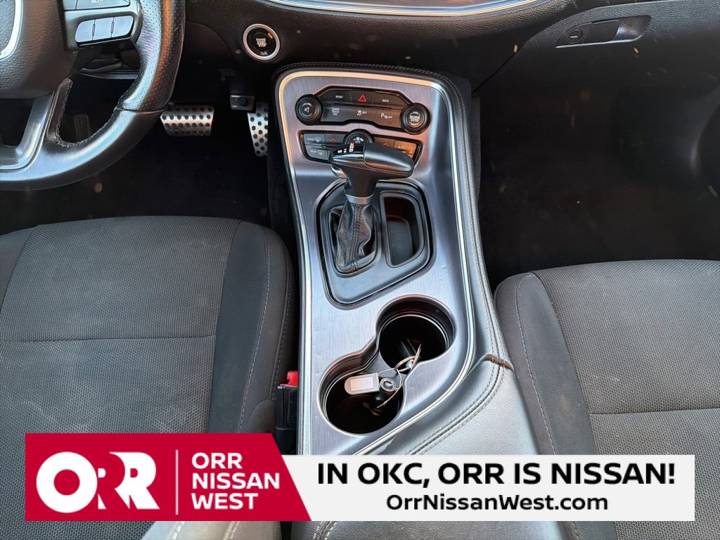 Used 2016 Dodge Challenger R/T image 25