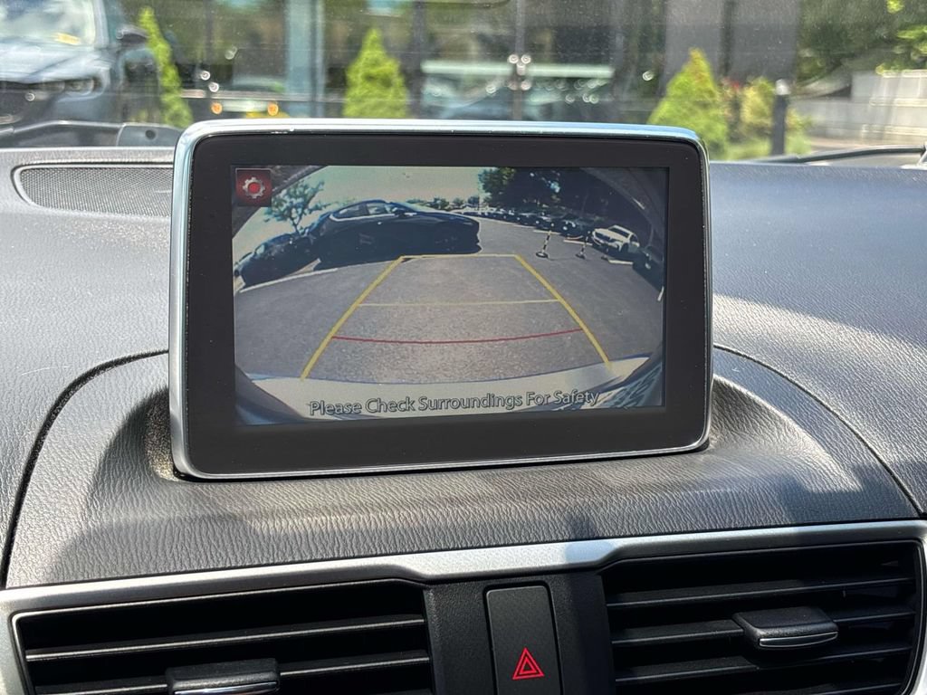 Used 2016 MAZDA MAZDA3 i Sport w/ Preferred Equipment Package FWD image 24