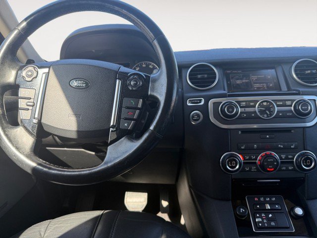 Used 2016 Land Rover LR4 HSE AWD/4WD image 8