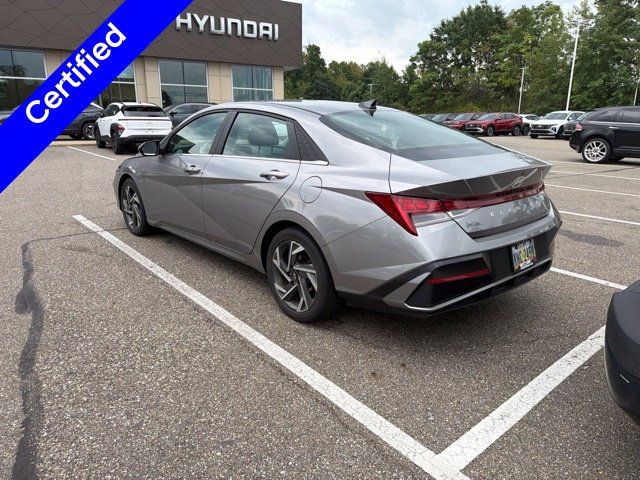 Certified 2024 Hyundai Elantra SEL w/ Convenience Package FWD image 8