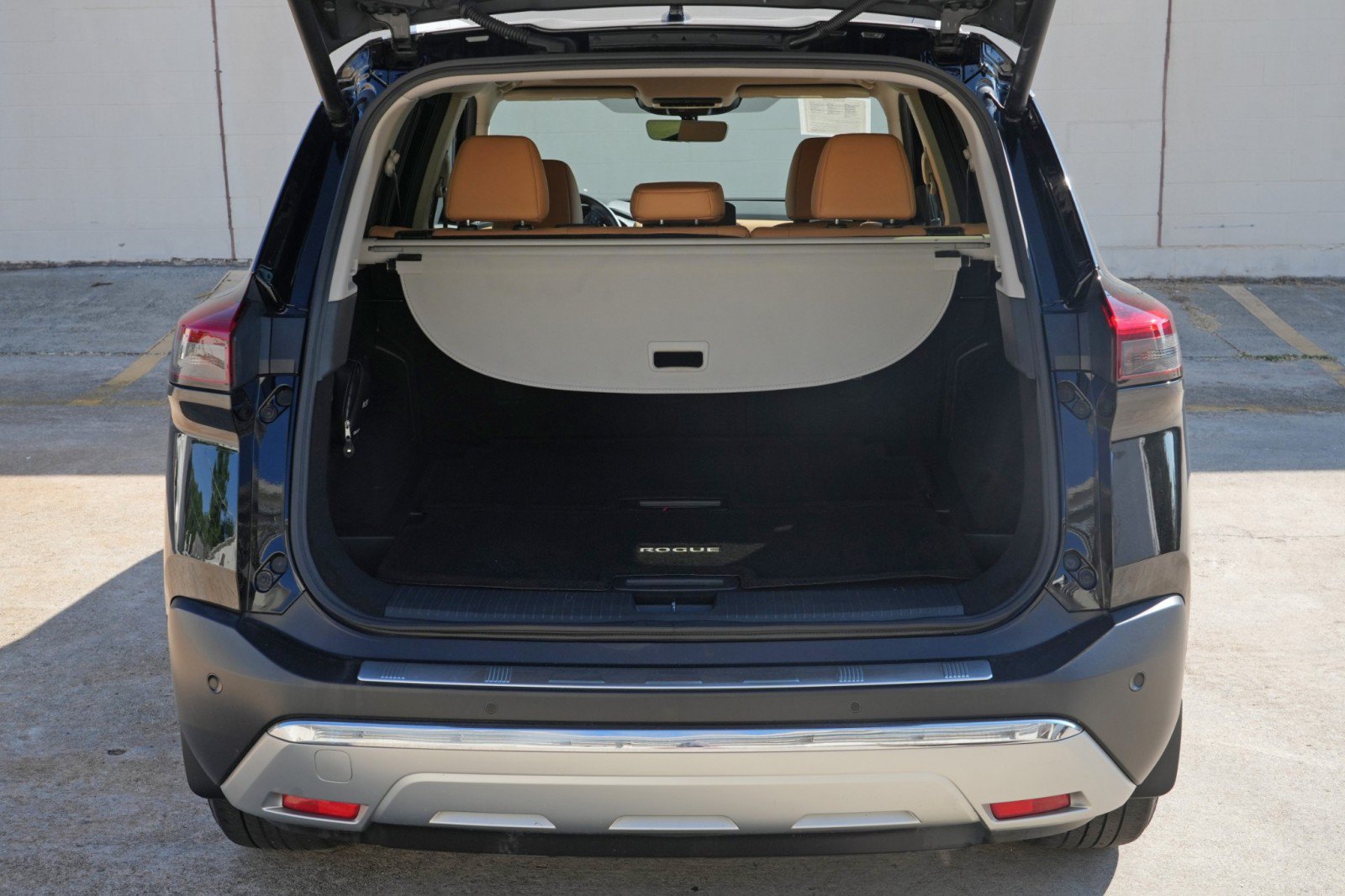Used 2023 Nissan Rogue Platinum w/ Platinum Premium Package AWD/4WD image 9