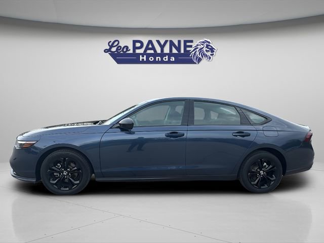 Certified 2025 Honda Accord SE image 3