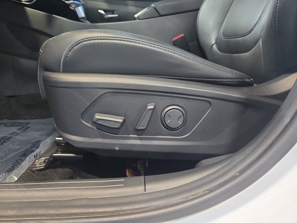 Used 2022 Hyundai Santa Cruz SEL Premium AWD/4WD image 30