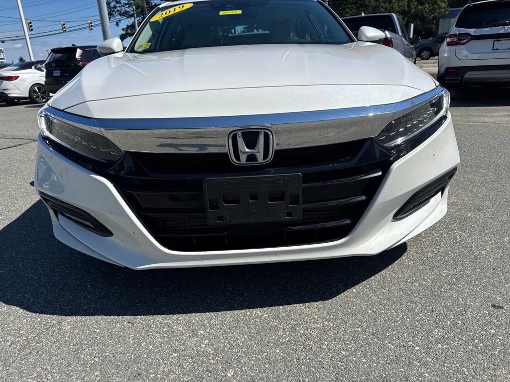 Used 2019 Honda Accord Touring image 8