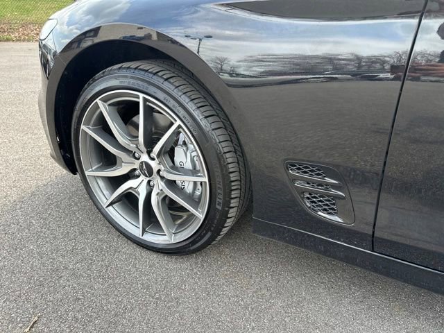 Used 2025 Genesis G70 2.5T image 27
