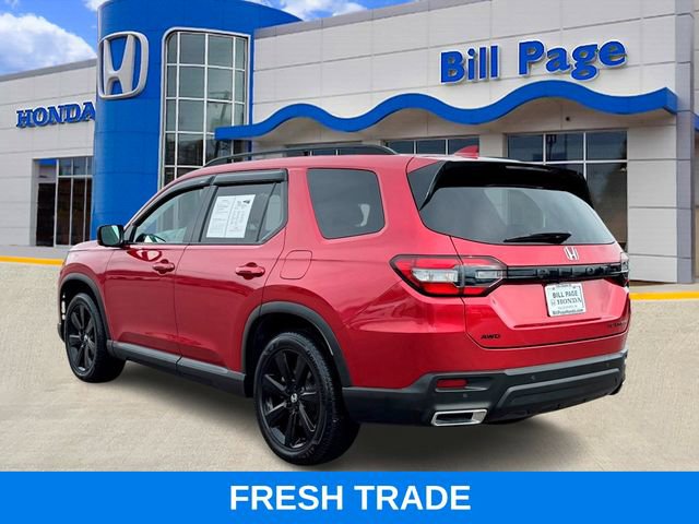 Certified 2025 Honda Pilot Black Edition image 3