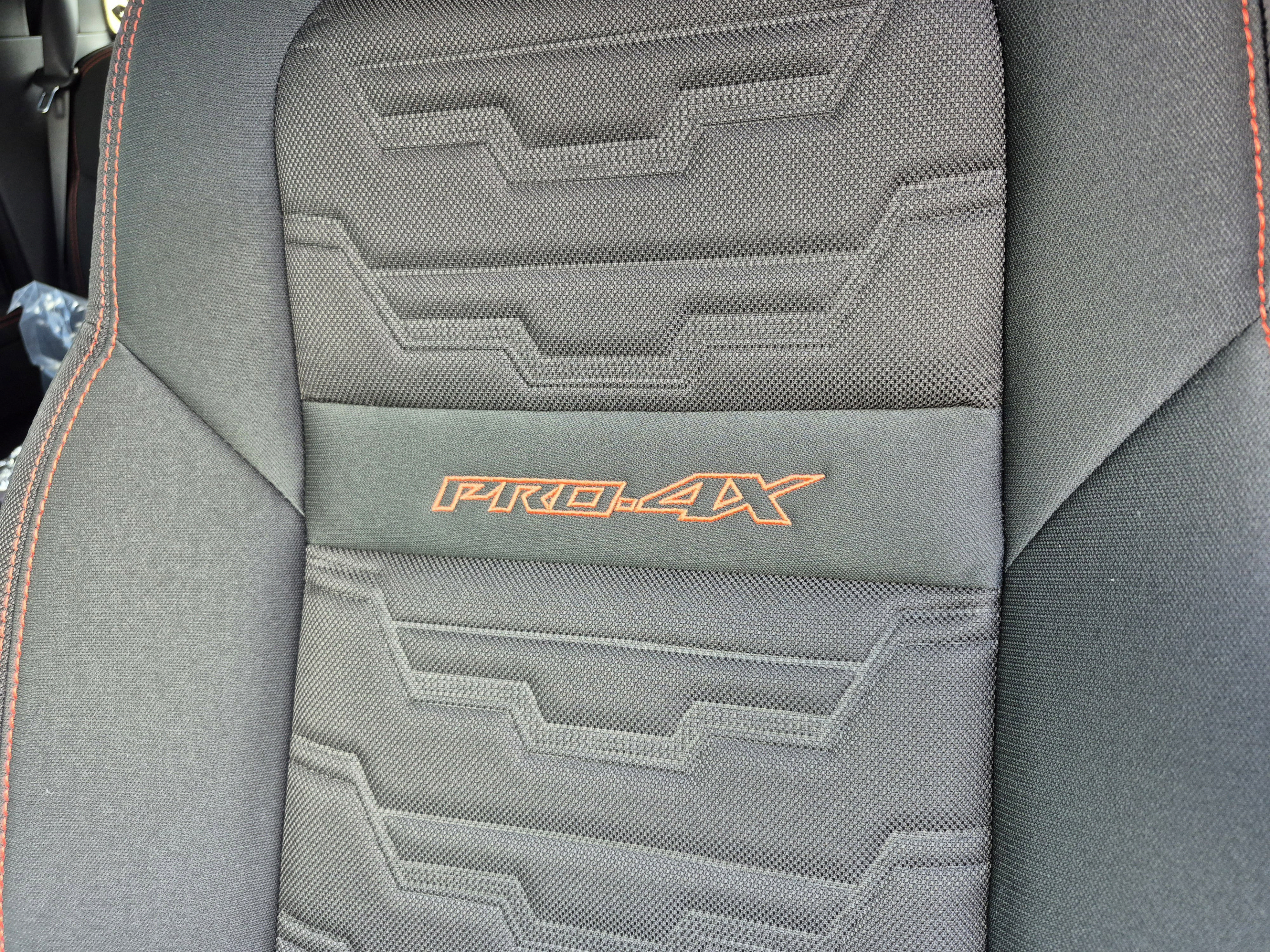 New 2026 Nissan Frontier PRO-4X w/ Pro-4x Convenience Package AWD/4WD image 21