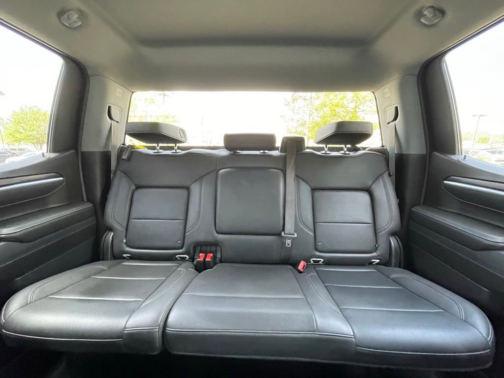 Used 2025 GMC Sierra 1500 SLT AWD/4WD image 30
