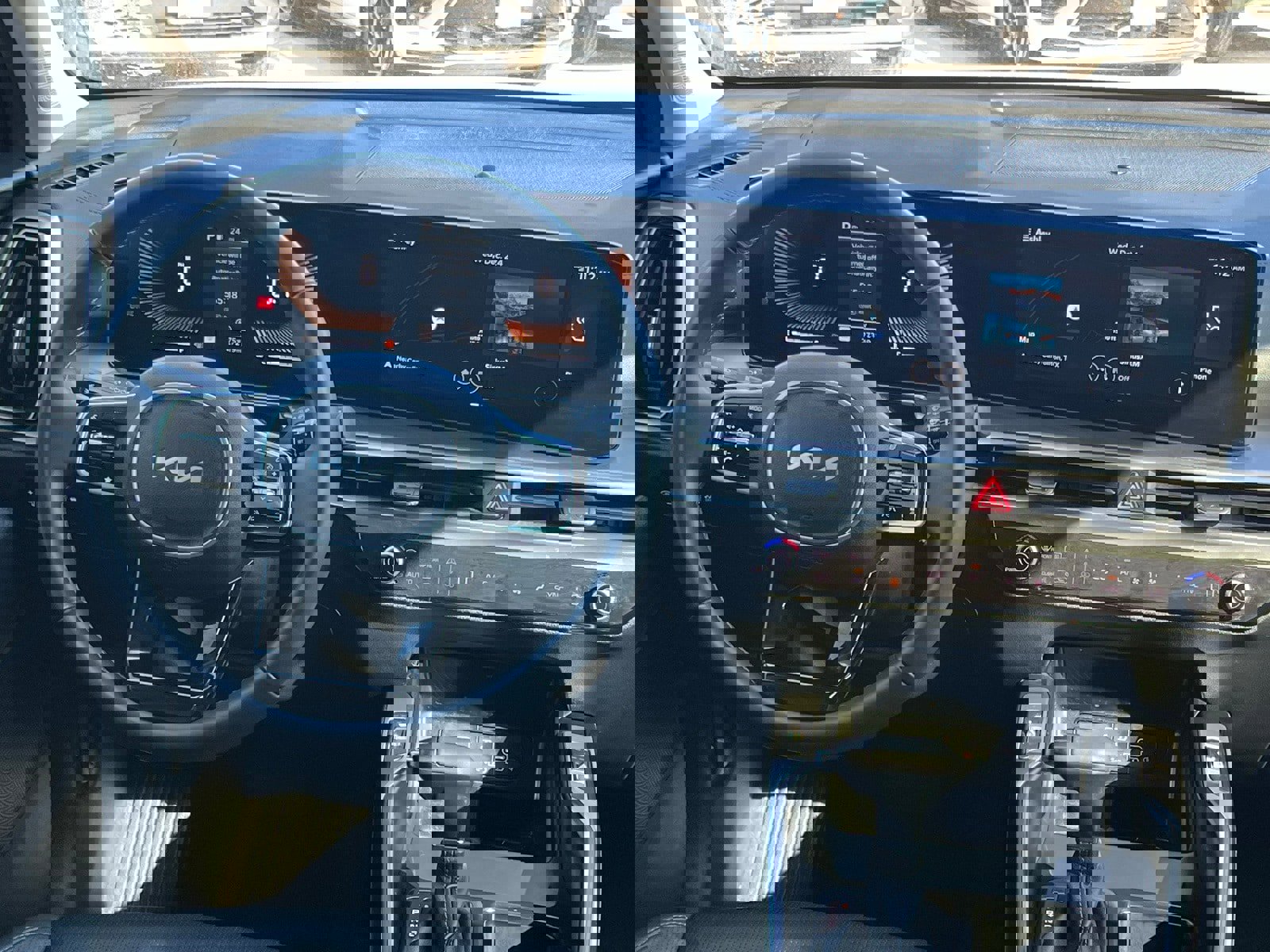 Used 2024 Kia Sorento S w/ Panoramic Sunroof Package image 22