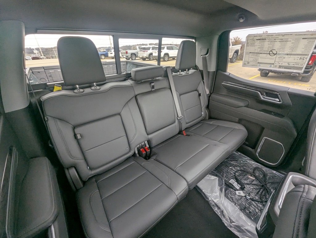 New 2026 Chevrolet Silverado 1500 LTZ w/ LTZ Premium Package image 17