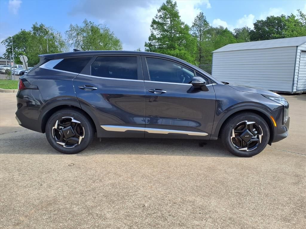 Used 2026 Kia Sportage EX FWD image 6