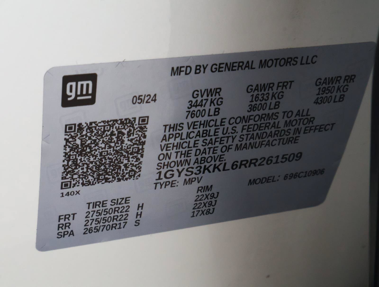 Used 2024 Cadillac Escalade ESV Premium Luxury RWD image 29