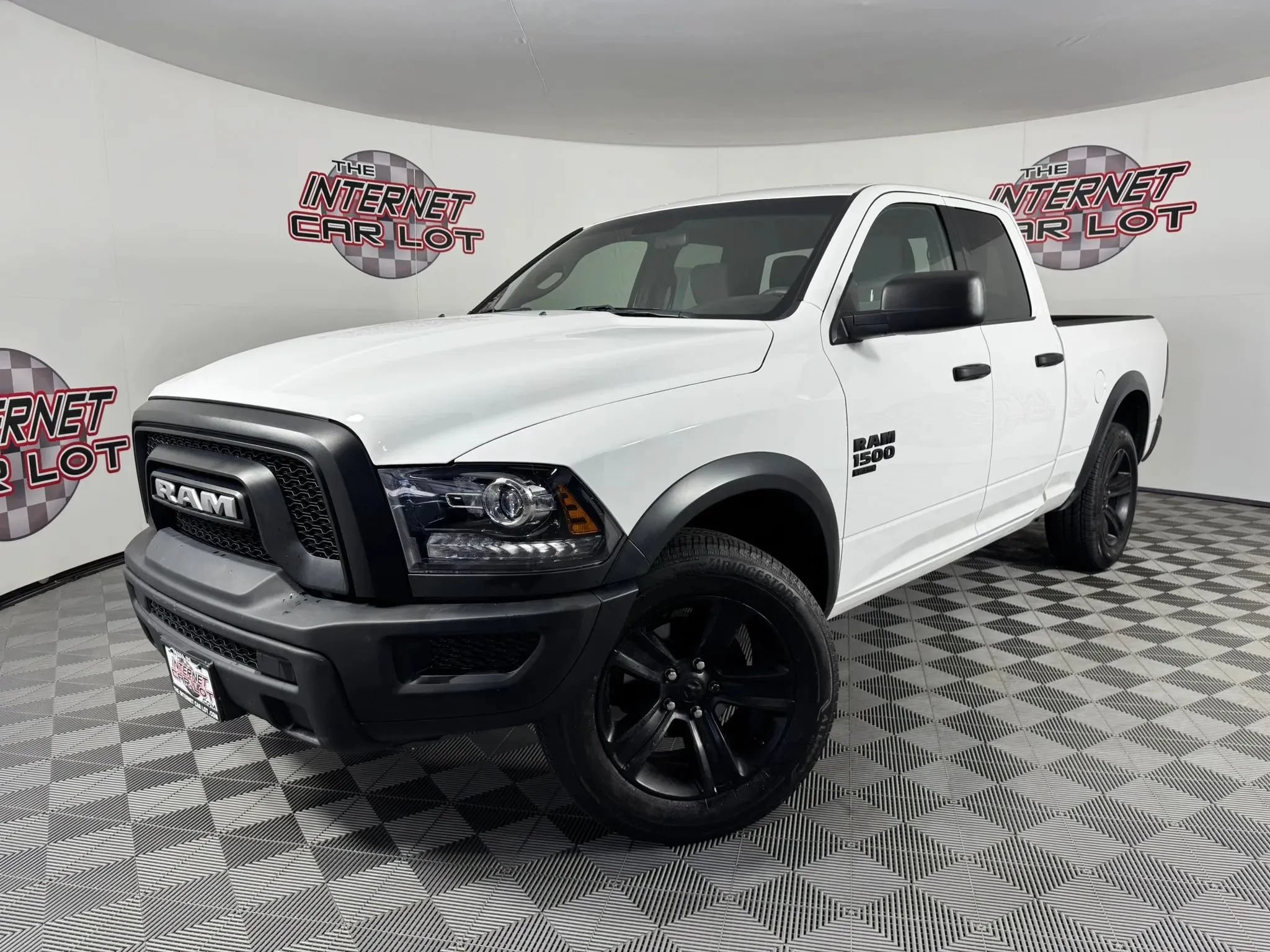 Used 2022 RAM 1500 Warlock AWD/4WD image 1