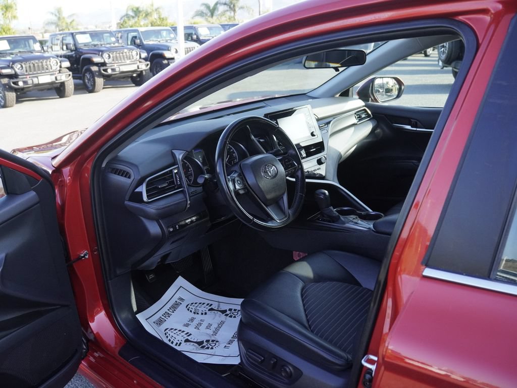 Used 2023 Toyota Camry SE FWD image 20