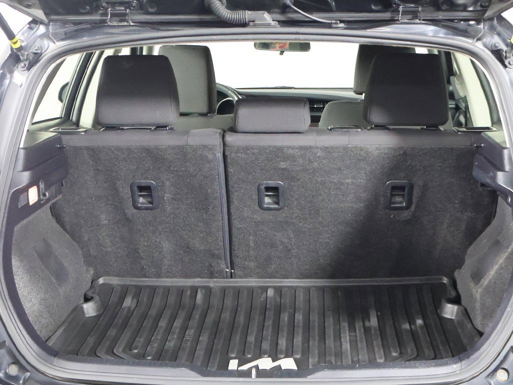 Used 2017 Toyota Corolla iM image 15