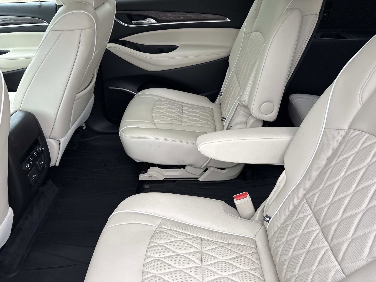 Certified 2023 Buick Enclave Avenir w/ Avenir Technology Package image 30